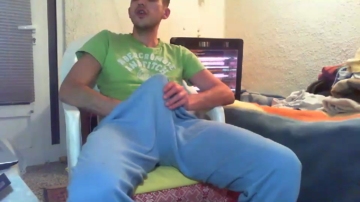 Hugeguy  14-12-2021 video naughty